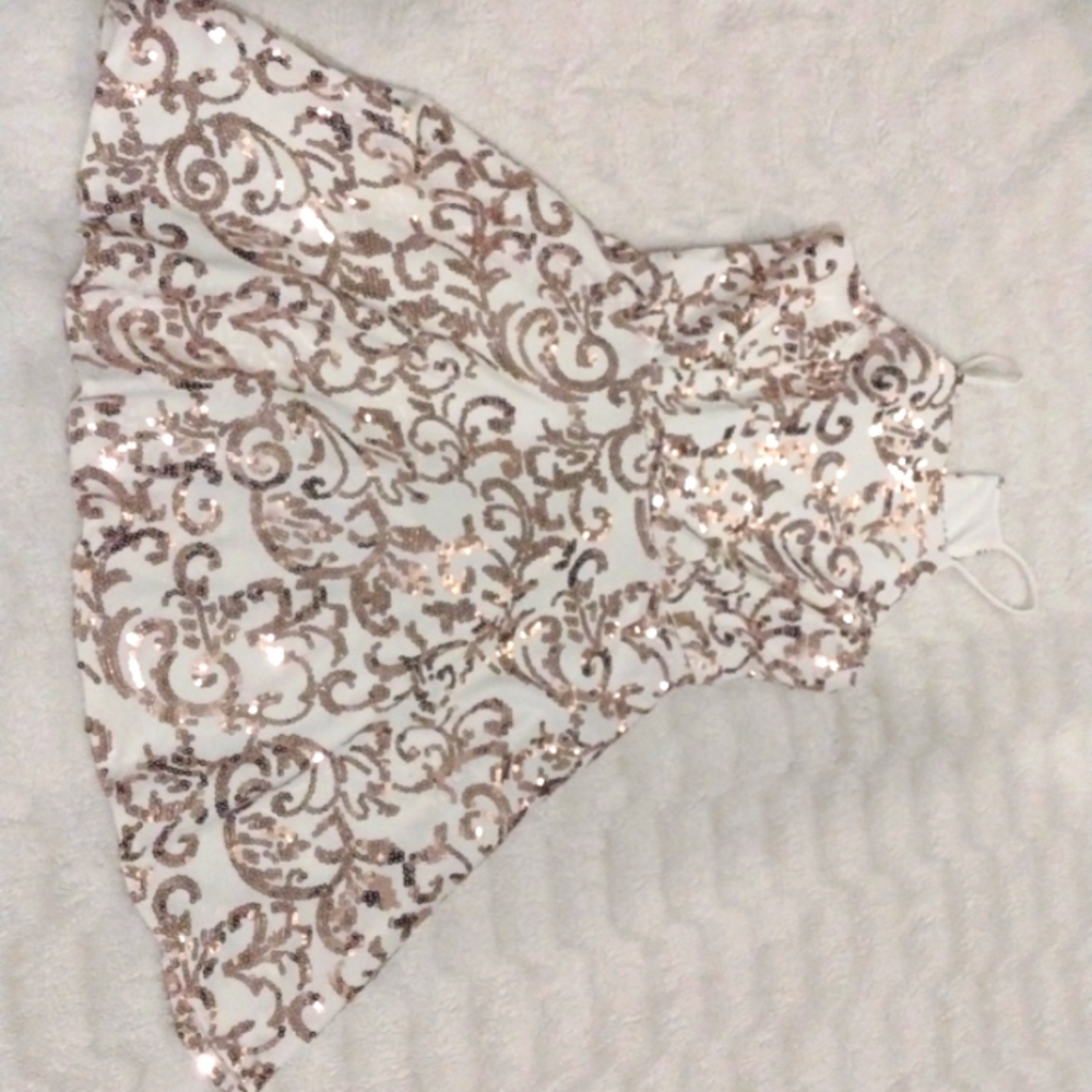 Woman dress size 4